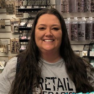 Meet your Posher, Candice